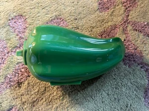 Tupperware pepper keeper number 58168–2 - Picture 1 of 2