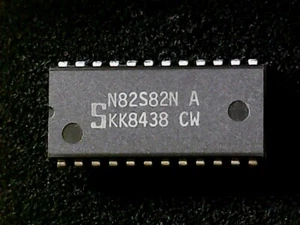 N82S82N - Signetics 4-BIT Arithmetic Logic Unit (DIP-24) GENUINE - Picture 1 of 1