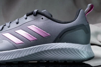 ADIDAS RUNFALCON 2.0 TR Zapatos para Mujer, NUEVOS Y AUTÉNTICOS, Talla 11 Foto 1 de 4