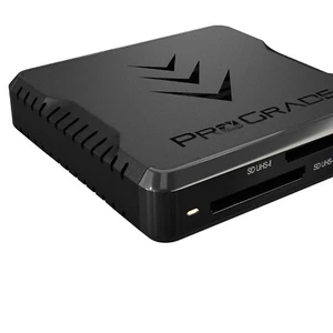 Compact Dual SD UHS-II Card Reader USB 3.2 - Perfect for Creative Professionals - Picture 1 of 11