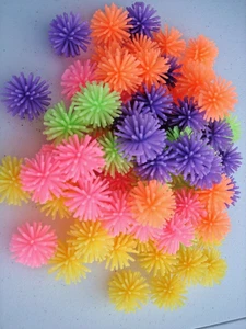 MINI PORCUPINE BALLS 1" LOT OF 144 VENDING, CARNIVAL TOYS, PARTY FAVORS - Picture 1 of 1