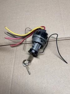 1971-1979 Chevy G10 G20 G30 GMC Ignition Lock Switch Wire Pigtail Connector - Picture 1 of 8