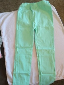 Girl's light green stretchy pants two back pockets size: 10 - Picture 1 of 2