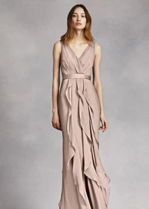 Neu mit Etikett Vera Wang Davids Braut Brautjungfernkleid V-Ausschnitt Größe 6/Farbe Biscotti - Bild 1 von 7