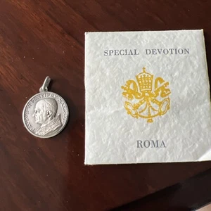 Vintage Pope VI 800 Silber Medaillon ANHÄNGER Charm My Guide Freund Schutz 7/8 - Bild 1 von 8