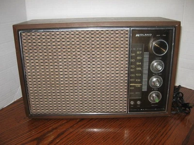 Vtg Midland FM/ AM Radio Tested Works - Image 1 of 3