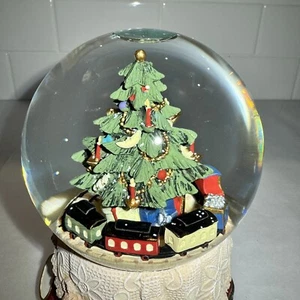 Nussknacker Weihnachtsbaum Musik Schneekugel wechselt automatisch die Farben - NEU - Bild 1 von 13