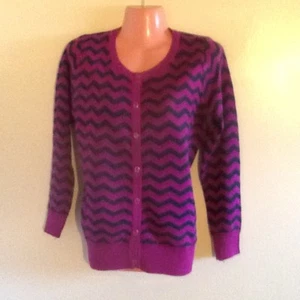 Women's Button Down Long Sleeve Black & Plum Chevron Print Cardigan Sweater - Picture 1 of 3