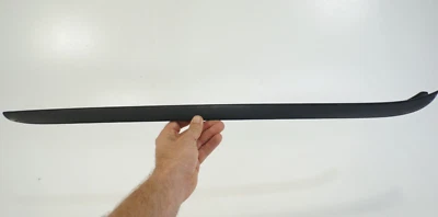 17-2020 Bentley Bentayga front Passenger RH side windshield a-pillar trim Black - Image 1 of 4