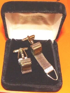 Vintage SWANK Gold Mesh Wrap Around Cufflink Set Tigers Eye Stamped - Picture 1 of 7
