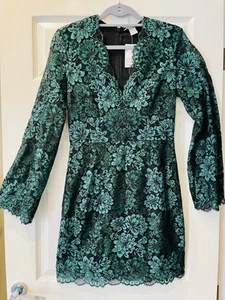 Women's Dress - Picture 1 of 2
