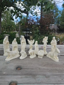 RARE Hecho 12 Piece Resin Nativity Set Resin Made In Mexico Christmas - Picture 1 of 11