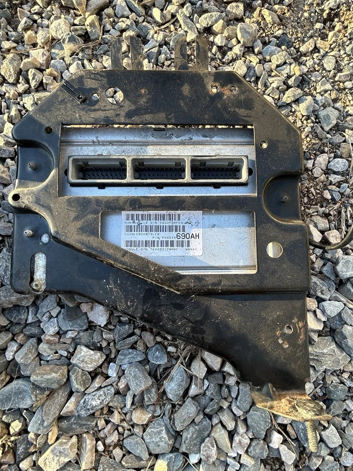 Jeep Grand Cherokee 2001 ECU Foto 1 de 1