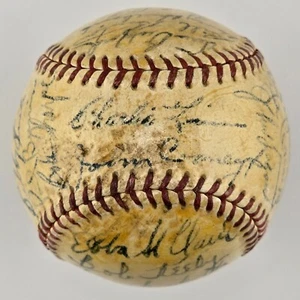 1953 Milwaukee Braves Signed Baseball. 1st Season. Spahn, Mathews. 29 Sigs. JSA - Picture 1 of 7