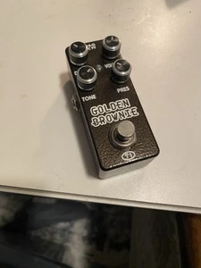 Xvive T1 Golden Brownie (Thomas Blug Signature Pedal) - Bild 1 von 3