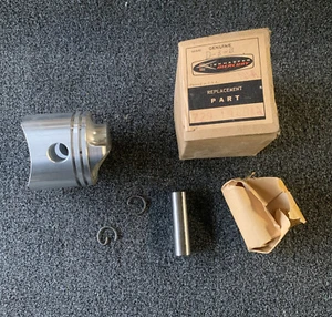 New Mercury Kiekhaefer outboard motor piston 729-1948A2 New Old Stock - Picture 1 of 3