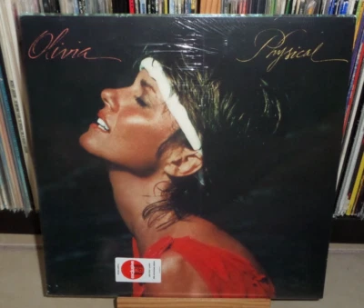 OLIVIA NEWTOHN-JOHN PHYSICAL TARGET PINK & POSTER LP MAKE A MOVE ON ME LANDSLIDE Foto 1 de 4