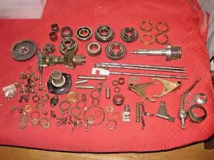 TRIUMPH TR6 Gearbox Parts Lot - Many Parts  Fit TR2, TR3, TR4, TR5, TR250 Also - Picture 1 of 9