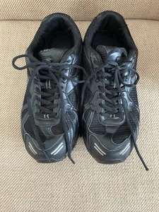 British Army Issue Magnum Service Army Black Trainers Vibram Sole UK Size 9 RAF - Picture 1 of 7