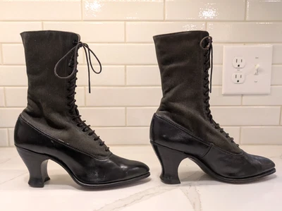 CIRCA 1890 VICTORIAN/EDWARDIAN WOMEN'S LACE-UP GREEN CANVAS BLACK LEATHER BOOTS - Image 1 of 4