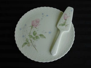 C-967 Mikasa April Rose Bone China Plato de Pastel y Servidor Narumi Japón - Imagen 1 de 5