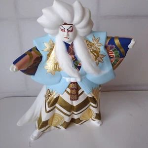 Muñeca Hakata Kabuki Kagamijishi Modelo Sin Estuche y Pedestal - Imagen 1 de 6