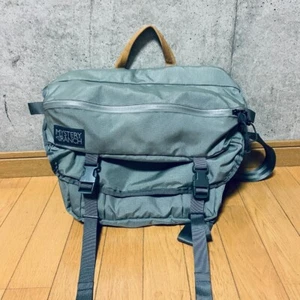 Mystery Ranch Invader Messenger Bag Shoulder Gray Rare - Picture 1 of 7