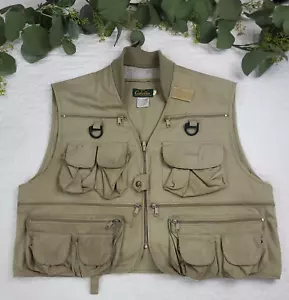 Chaleco de Colección Cabelas Para Hombres Bronceado Bolsillos de Pesca Talla L Hecho en Hong Kong - Imagen 1 de 12