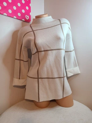 Christian Siriano GeoMod Mock Neck Sweater Size Sm Cream Beige - Image 1 of 4
