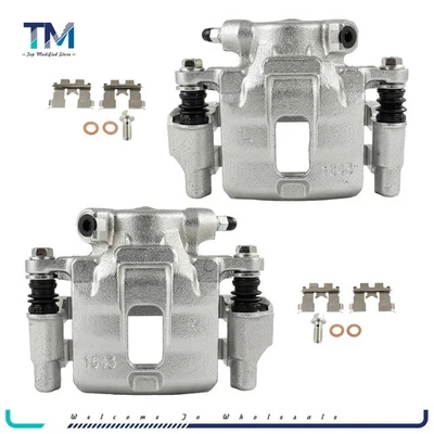 Pair Front Brake Calipers w/ Bracket For 1989-1992 Chevrolet Tracker L4 1.6L - Image 1 of 4