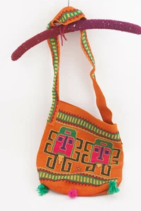 Knitted Shoulder Bag Purse Knit Peru Souvenir Orange w/Figures (C4L) 13" x 11" - Picture 1 of 8