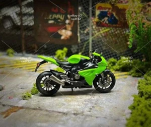 1/64 Scene Props Green Motorcycle Miniatures Figures Model For Car Vehicles Toys - Picture 1 of 5