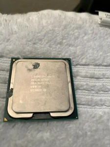Intel Xeon 3040 1.86 GHz Dual-Core (HH80557KH0362M) Processor - Picture 1 of 1