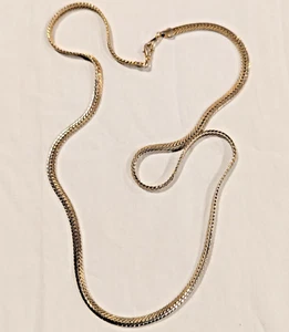 Collar Largo Slinky De Colección Serpentina Tono Plata y Oro Corea Capas Planas 30" - Imagen 1 de 5