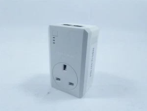 TP-Link AV500 TL-PA4020P 500Mbps Pass Through 2-Port Powerline Adapter - Picture 1 of 1