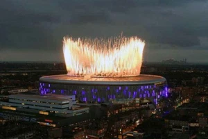 White Hart Lane Tottenham Spurs New Stadium photograph photo picture print - Picture 1 of 1