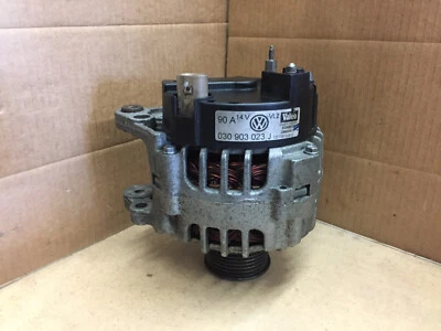 Alternador 13946c para Volkswagen Beetle Golf Jetta (1,8 L 2,0 L) 2002 2003-2005 Foto 1 de 3