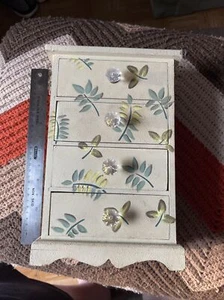 4 Drawer Jewelery Chest - Picture 1 of 10