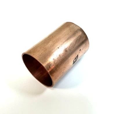 1-1/4" x 1-1/4" CxC Wrot Copper Coupling - Dimple Stop - Image 1 of 4
