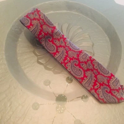 VINTAGE NEIMAN MARCUS 56L Dark Red Green Gold  Blue Paisley Wool Men Neck Tie - Изображение 1 из 4