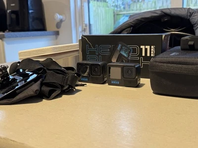 2 X go pro Hero 11 Black Camara’s - Damaged - Image 1 of 4