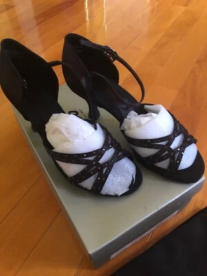 NIB Capezio Katusha Womens Ballroon Dance Shoes Size 9.5 M Heel 2.5 - Image 1 of 4