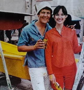 Filtro de trampa de gas vintage retro 1970 Ad Lark Cigarettes Dile nombre barco para ti - Imagen 1 de 3