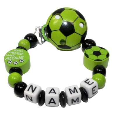 Schnullerkette mit Namen Fussball Junge Mädchen grün schwarz Holz Baby Schnuller - Bild 1 von 4