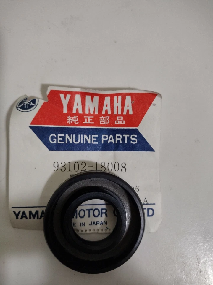 Sello de aceite Yamaha 93102-18008 DT125E DT50U RT100J DT50LC RD125B MX175B MX125A NOS Foto 1 de 1