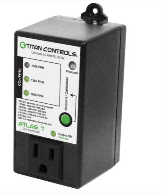 Controlador de CO2 Titan Controls Atlas 7 Classic Series 120V-5A-60 Hz #HGC702614 Foto 1 de 1