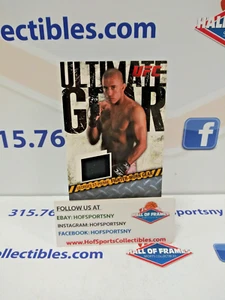 2009 TOPPS UFC ROUND 2 GEORGES ST. PIERRE ULTIMATE GEAR FIGHTER RELIC 171/199 - Picture 1 of 3