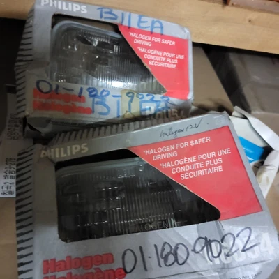 2 faros halógenos Philips H6054 C-6 12V 65W haz alto/bajo para LeMans 1978-81 Foto 1 de 4