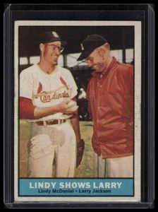 1961 Topps #75 Lindy Shows Larry (Larry Jackson / Lindy McDaniel) - Bild 1 von 2