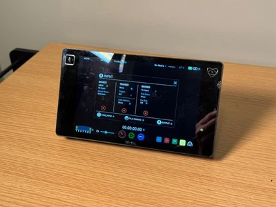 Grabadora SSD Atomos Shogun 4K HDMI/12G-SDI y monitor de 7" Gen 1 agrietado probado Foto 1 de 4